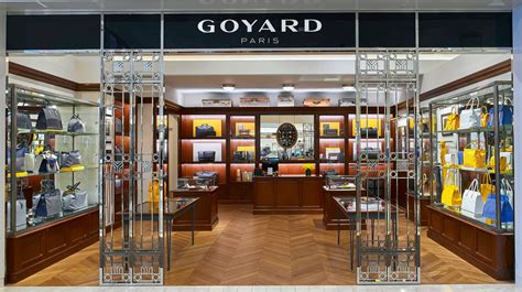 goyard boutique chicago.